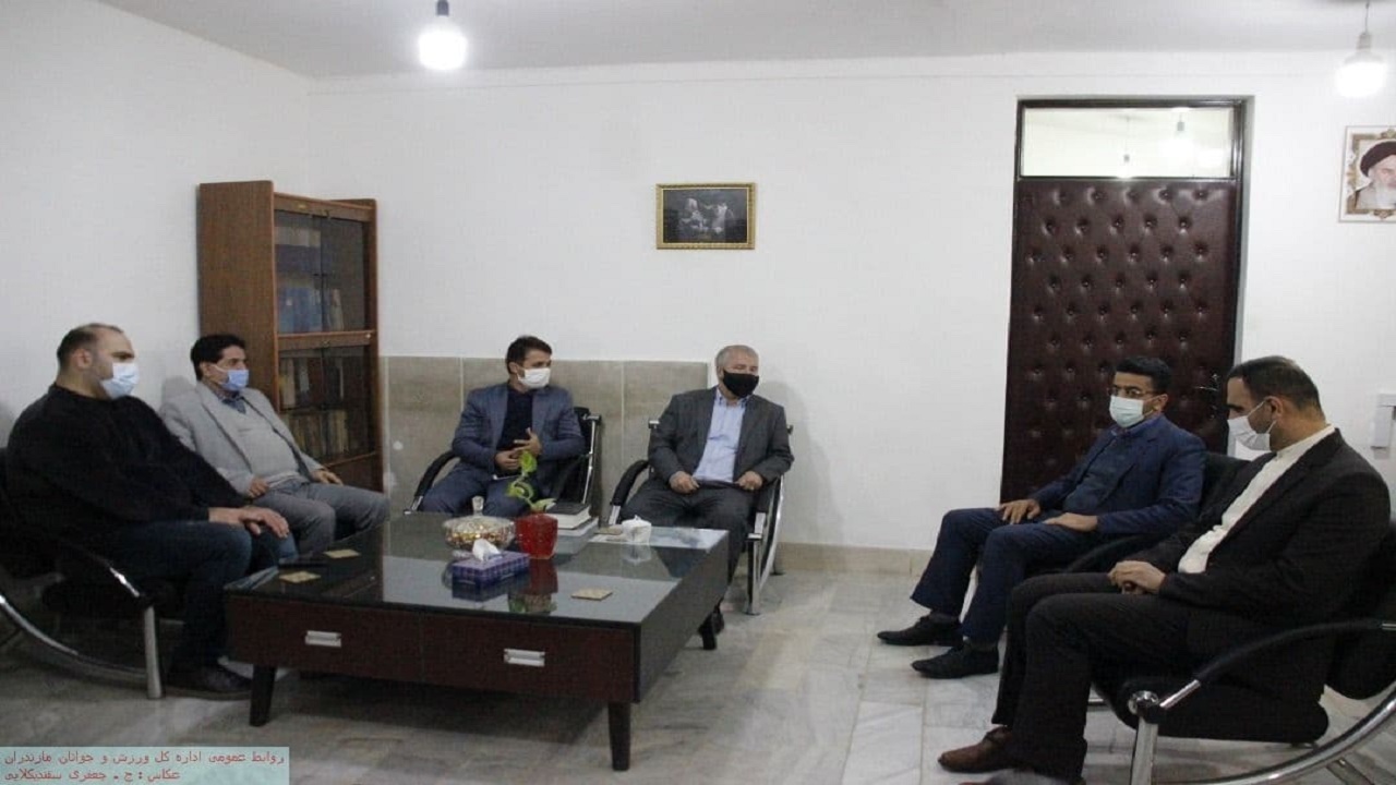 پا درمیانی علی پروین و بهداد سلیمی برای نجات اعدامی