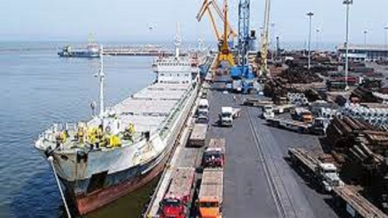 ورود ۶۹۰ فروند کشتی به بندرامیرآباد