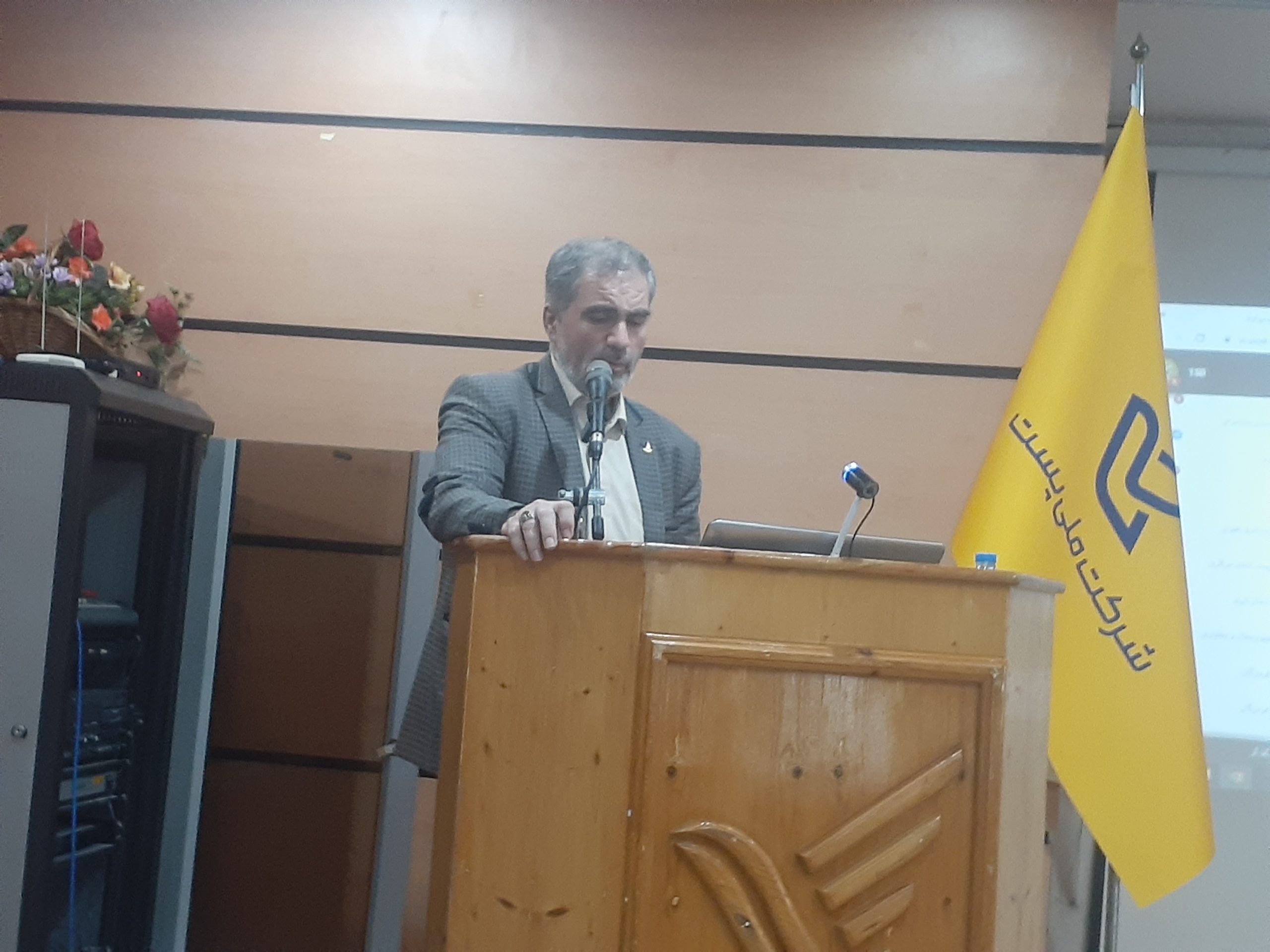 لیالی: شرکت ملی پست دو هدف اساسی دارد/ جعفری صمیمی: ثبات سیاسی مهمترین عامل رشد اقتصادی/ بخشی: این همایش کمک به توسعه پست کشور است