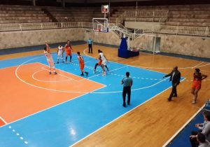 برتری بلند قامتان مازندران بر حریف کرمانی