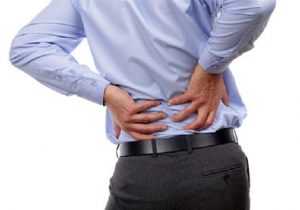 قولنج شکستن به ستون فقرات آسیب می زند