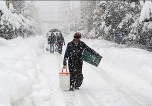 کلافگی مردم شرق مازندران از کمبود و قطعی مداوم آب‌ در زمستان/ مسئولان ضعف مدیریتی خود را گردن مردم نیندازند