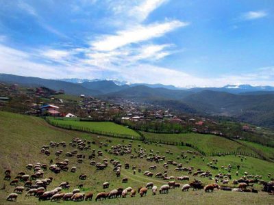 اتو ۲۰۰ ساله اولین روستای گردشگری زکات کشور شد|برپایی بازارچه دائمی در روستای اتو به برکت زکات