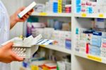 کمبود ۱۷۰ قلم دارو/ پزشکان همچنان کاغذبازی می کنند