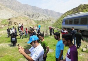 سهم تقریبا صفر جوامع محلی و جنگل نشینان از اقتصاد طبیعت گردی