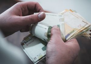 در دنیای شما قیمت چند است؟!