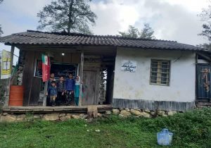 مرا به مدرسه‌ای بفرستید که کسی نمی‌رود!