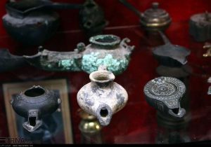 کشف اشیا عتیقه ۵۰۰ ساله دوران اسلامی در شهرستان گلوگاه