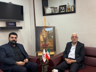 باید زمینه برای استفاده از ظرفیت نخبگان فراهم شود