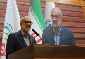 بانکها بانقشه عدم حمایت از صنایع و تولیدکنندگان آب درکدام آسیاب می ریزند؟