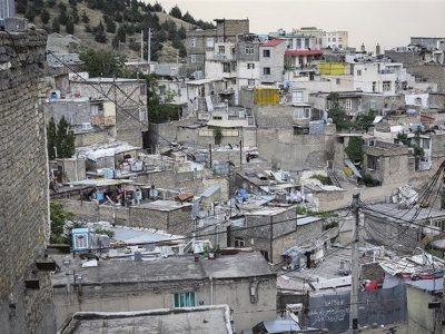 گاهی به حاشیه نگاه کن