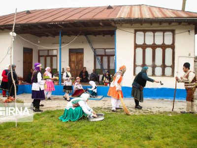 بشارت بهار با نوای نوروزخوانان در مازندران