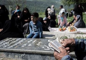 عید مردگان؛ سفری به گذشته‌های فراموش نشدنی