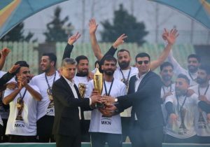 طلسم شکسته شد؛ گلوگاه جام را به خانه برد