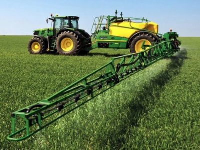 چرخ‌های توسعه در شالیزار می‌چرخند