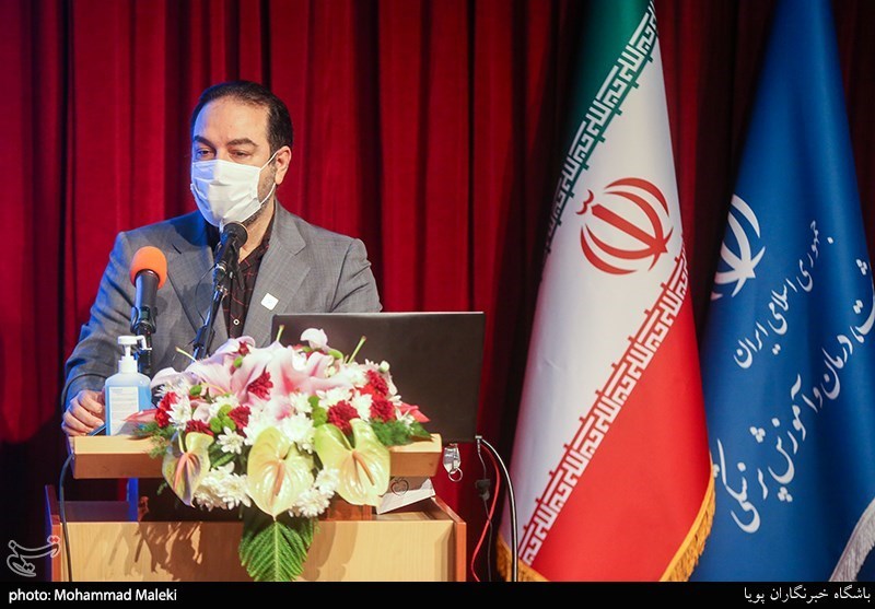 انجام واکسیناسیون کرونا در ایران تا پایان سال ۱۴۰۰/ احتمال نارنجی شدن وضعیت تهران