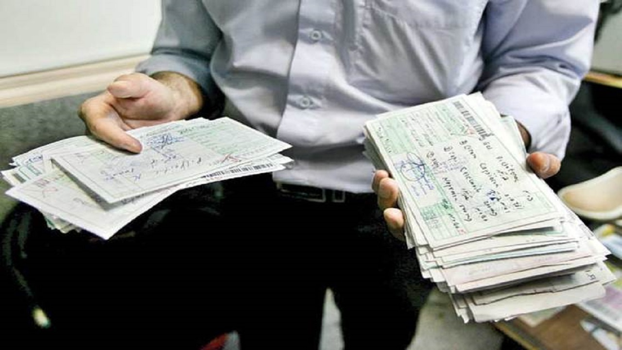 خداحافظی با هزینه ۱۰۰ میلیارد ریالی نسخه نویسی از امروز