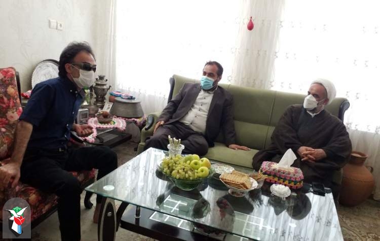 جانبازان هفتاد درصد و نخاعی قهرمانان ملی ما هستند