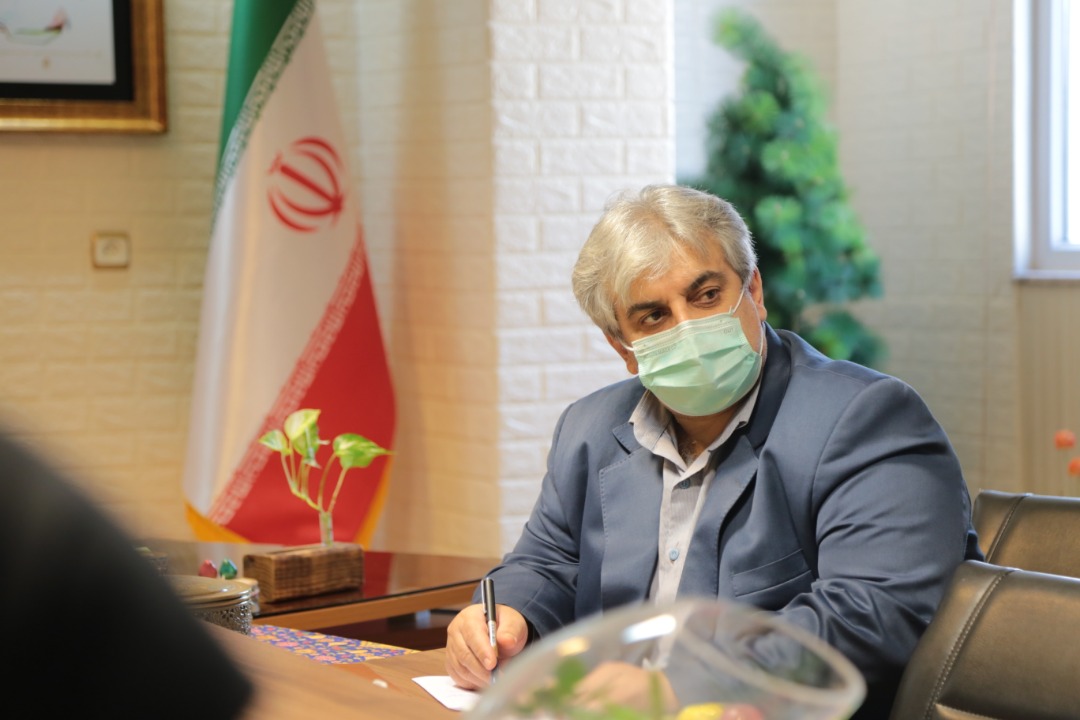 بررسی تعیین محورهای نشست« کتابخانه های عمومی و و تعاملات اجتماعی آن»