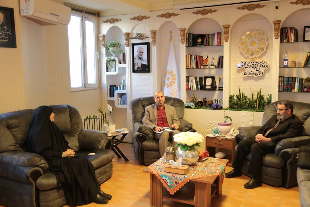 دیدار صمیمی سردار رستمیان با مدیرکل کتابخانه های عمومی مازندران