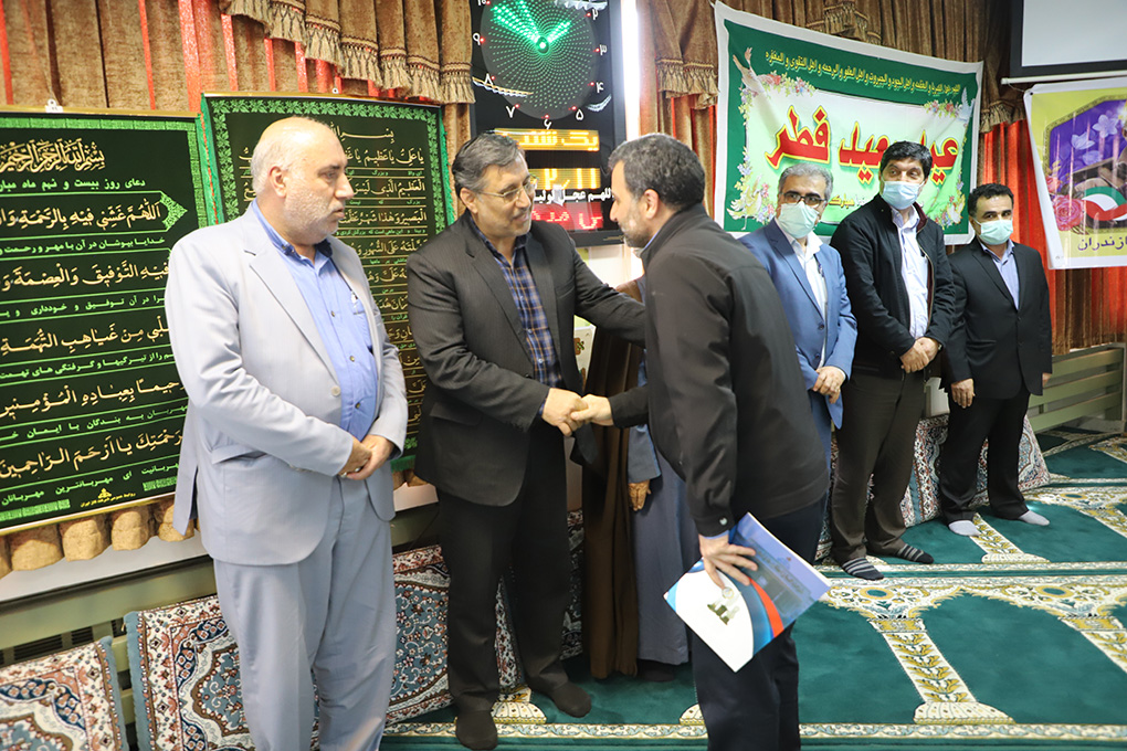 تجلیل کارگران نمونه شرکت گاز مازندران