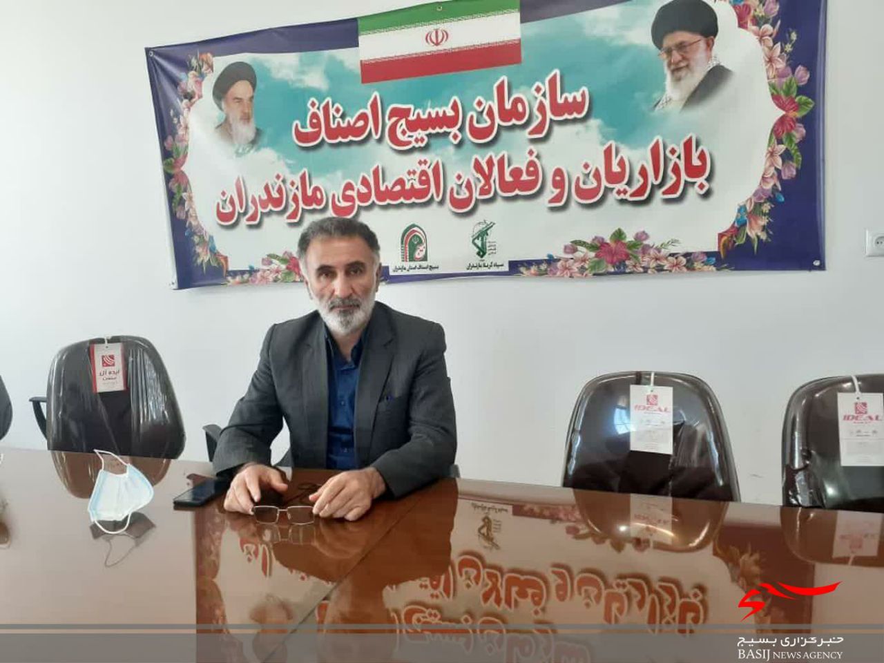 کارنامه قشر زحمتکش و خدوم اصناف درخشان است