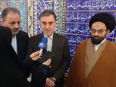 ملت ایران تحت هیچ شرایطی از ارزش ها و اصول خود کوتاه نمی آید