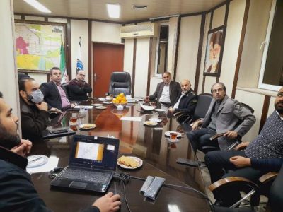 بررسی و ارائه راهکار ساماندهی و روان سازی ترافیک در نقاط پرتردد شهری