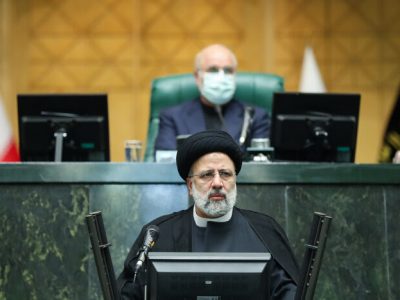 هدفگذاری دولت برای کاهش فاصله طبقاتی
