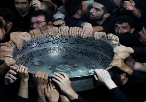 آزادگان عالم در خیمه حسین‌اند