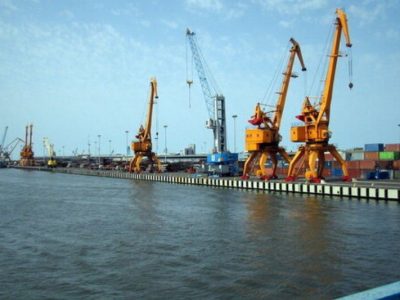 تجارت در مسیر بندر فریدونکنار