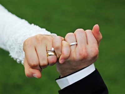 زوجین مشکلات شان را در ابتدا جدی بگیرند