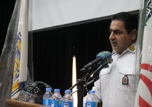 گزارش تصویری اهدای کلاه ایمنی رایگان به موتور سواران/ عکاس: فاطمه کواکبیان